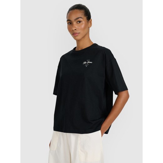 Damski t-shirt oversize z nadrukiem 4F 4FRSS25TTSHF2977 - czarny ze sklepu Sportstylestory.com w kategorii Bluzki damskie - zdjęcie 184208129