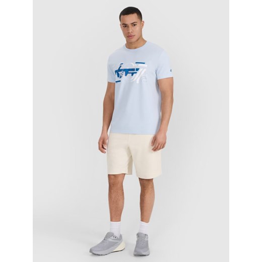 Męski t-shirt z nadrukiem 4F 4FRSS25TTSHM2998 - niebieski XL Sportstylestory.com