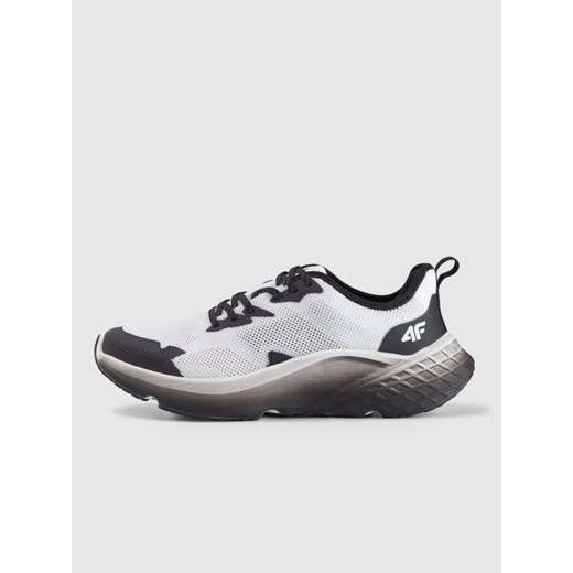 Męskie buty do biegania Freemove Mesh 4F 4FRSS25FSPOM153 - białe ze sklepu Sportstylestory.com w kategorii Buty sportowe męskie - zdjęcie 184221286