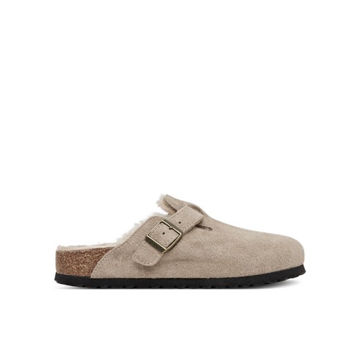 Klapki Birkenstock Boston Shearling 1028299 Beżowy ze sklepu eobuwie.pl w kategorii Klapki damskie - zdjęcie 184221725