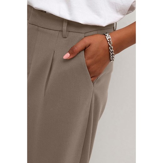 Kaffe Spodnie w kolorze jasnobrązowym Kaffe 40 wyprzedaż Limango Polska