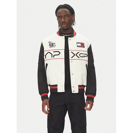 Tommy Hilfiger Kurtka bomber F1 Movie MW0MW41367 Écru Regular Fit ze sklepu MODIVO w kategorii Kurtki męskie - zdjęcie 184235175