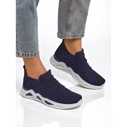 Royalfashion Materiałowe sneakersy damskie Kaenno ze sklepu royalfashion.pl w kategorii Buty sportowe damskie - zdjęcie 184238047