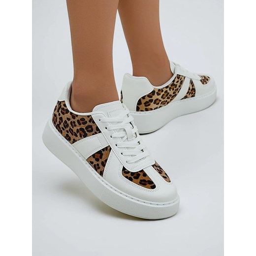 Royalfashion Sportowe sneakersy damskie z printem w panterkę Big Cat ze sklepu royalfashion.pl w kategorii Buty sportowe damskie - zdjęcie 184238156