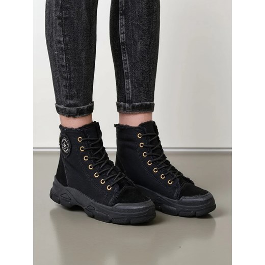 Royalfashion Wysokie trampki damskie Hirrias ze sklepu royalfashion.pl w kategorii Trampki damskie - zdjęcie 184238527