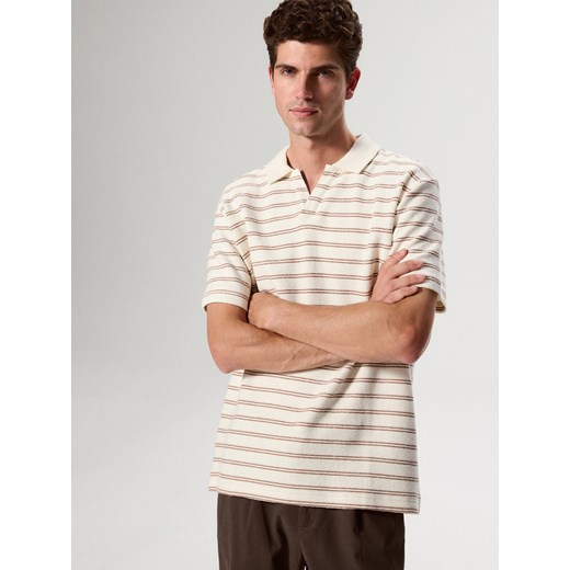 Reserved - Koszulka polo regular w paski - beżowy ze sklepu Reserved w kategorii T-shirty męskie - zdjęcie 184241558