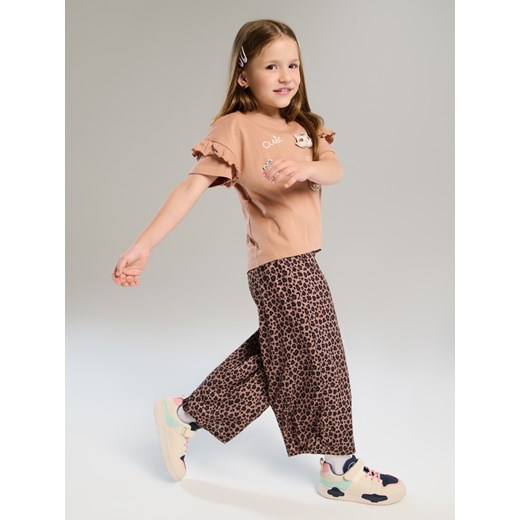 Sinsay - Koszulka z aplikacjami 3D - beżowy Sinsay 104 (3-4 l) Sinsay