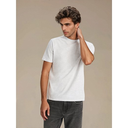 T-shirt męski Sinsay casual z krótkim rękawem 