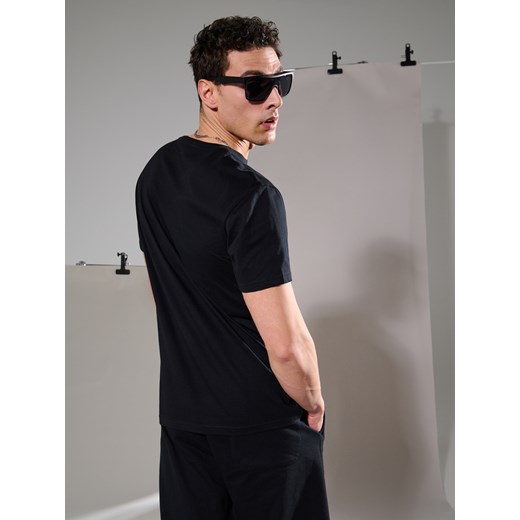 Sinsay - Bawełniana koszulka z nadrukiem regular fit - czarny Sinsay XL Sinsay
