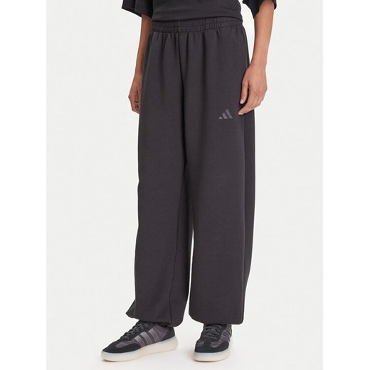 adidas Spodnie dresowe ALL SZN Soft Lux lJM1652 Czarny Loose Fit ze sklepu MODIVO w kategorii Spodnie damskie - zdjęcie 184253188