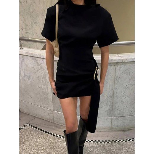 Elegancka sukienka mini z ozdobnym paskiem - Czarny S ze sklepu Intimica.pl w kategorii Sukienki - zdjęcie 184257969