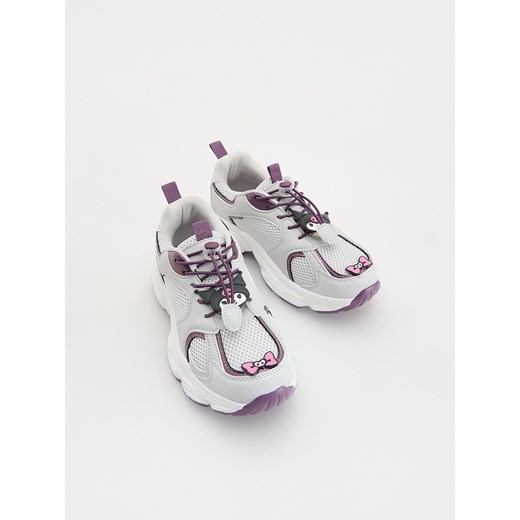 Reserved - Sneakersy Kuromi - jasnoszary ze sklepu Reserved w kategorii Buty sportowe dziecięce - zdjęcie 184259047