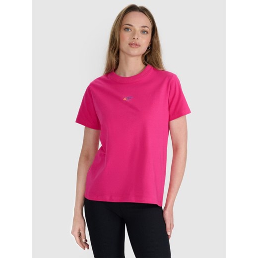 Damski t-shirt oversize z nadrukiem 4F 4FRSS25TTSHF3163 - różowy ze sklepu Sportstylestory.com w kategorii Bluzki damskie - zdjęcie 184280218