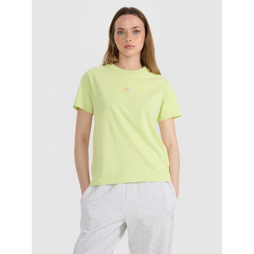 Damski t-shirt oversize z nadrukiem 4F 4FRSS25TTSHF3163 - żółty ze sklepu Sportstylestory.com w kategorii Bluzki damskie - zdjęcie 184280225