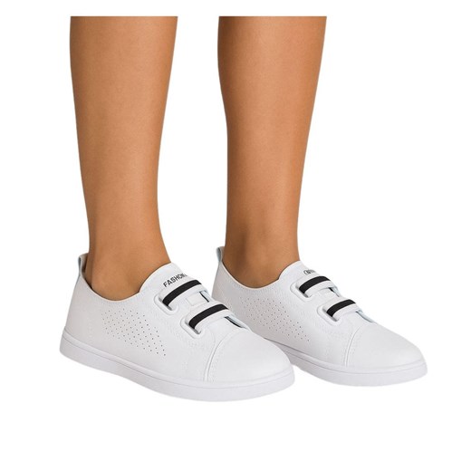 Tenisówki slip on Wsuwane białe ażurowe /A5-2  17890 T185/ ze sklepu Pantofelek24.pl w kategorii Trampki damskie - zdjęcie 184281235