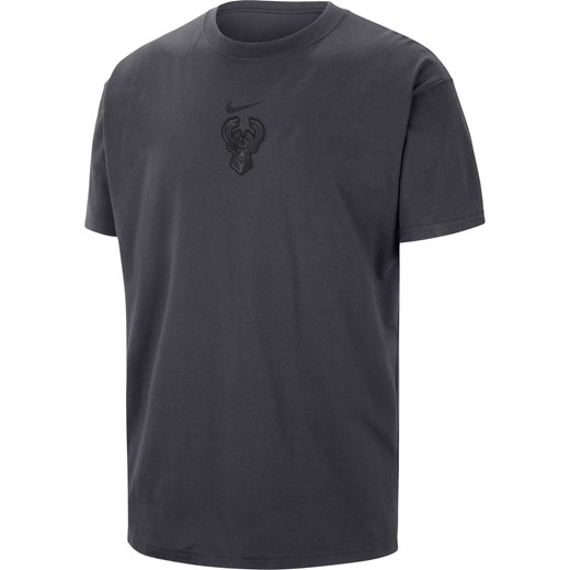 T-shirt męski Nike NBA Milwaukee Bucks Premium Essentials - Szary ze sklepu Nike poland w kategorii T-shirty męskie - zdjęcie 184284185