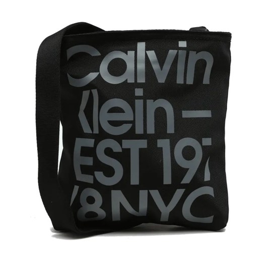 Calvin Klein Jeans Reporterka SPORT ESSENTIALS FLATPACK18 GR ze sklepu Gomez Fashion Store w kategorii Torby męskie - zdjęcie 184303058