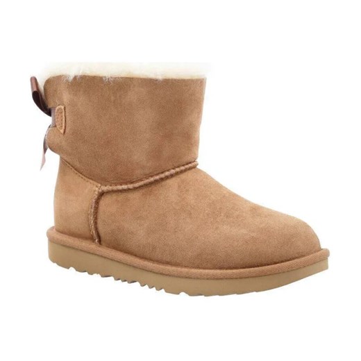 UGG Ocieplane śniegowce K MINI BAILEY BOW II | z dodatkiem skóry ze sklepu Gomez Fashion Store w kategorii Buty zimowe dziecięce - zdjęcie 184303967