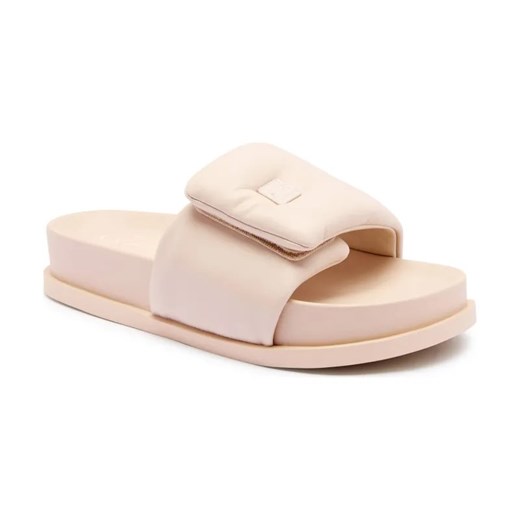 Armani Exchange Klapki ze sklepu Gomez Fashion Store w kategorii Klapki damskie - zdjęcie 184305389