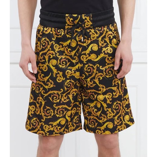 Versace Jeans Couture Szorty | Regular Fit ze sklepu Gomez Fashion Store w kategorii Spodenki męskie - zdjęcie 184323038