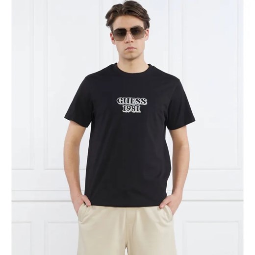GUESS T-shirt SS CN GUESS EMBRO BO | Regular Fit ze sklepu Gomez Fashion Store w kategorii T-shirty męskie - zdjęcie 184327109