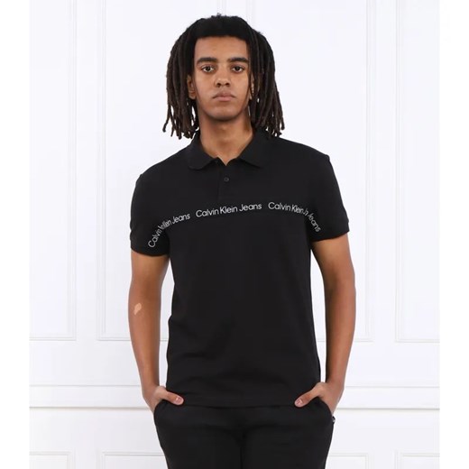 Calvin Klein Jeans Polo LOGO TAPE | Regular Fit ze sklepu Gomez Fashion Store w kategorii T-shirty męskie - zdjęcie 184331757