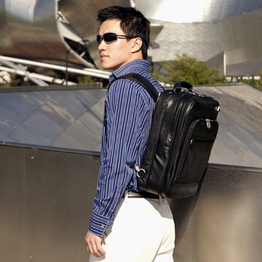 MCKLEIN Lincoln Park czarny ekskluzywny skórzany plecak z odpinanymi ramionami 15,4" skorzana-com niebieski na laptopa