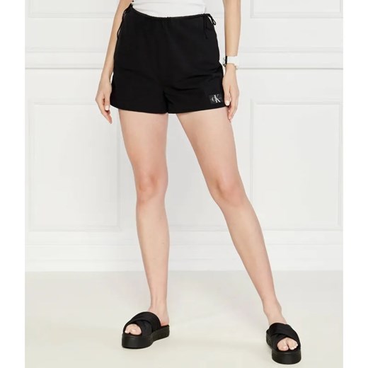 Calvin Klein Jeans Szorty Ankle | Regular Fit ze sklepu Gomez Fashion Store w kategorii Szorty - zdjęcie 184335235