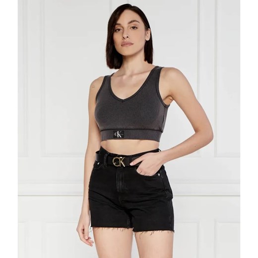 Calvin Klein Jeans Top LABEL WASHED | Cropped Fit ze sklepu Gomez Fashion Store w kategorii Bluzki damskie - zdjęcie 184335269