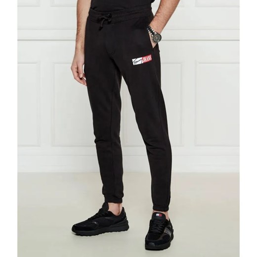 Tommy Jeans Spodnie dresowe ze sklepu Gomez Fashion Store w kategorii Spodnie męskie - zdjęcie 184336758