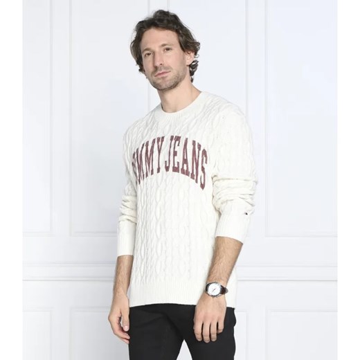 Tommy Jeans Sweter COLLEGIATE | Relaxed fit ze sklepu Gomez Fashion Store w kategorii Swetry męskie - zdjęcie 184338488