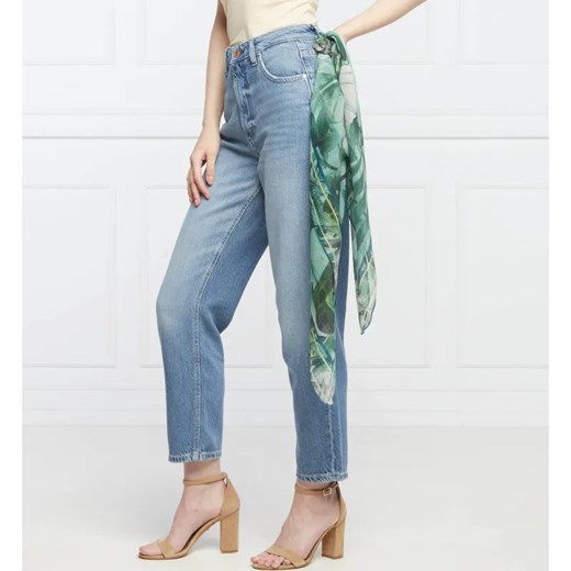 GUESS Jeansy | Mom Fit ze sklepu Gomez Fashion Store w kategorii Jeansy damskie - zdjęcie 184338679