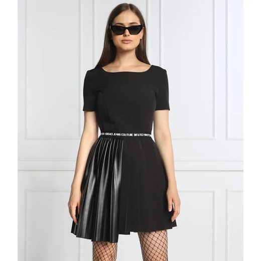 Versace Jeans Couture Sukienka ze sklepu Gomez Fashion Store w kategorii Sukienki - zdjęcie 184342658