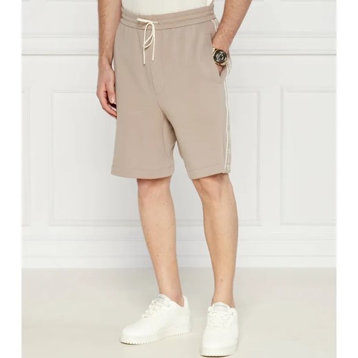 Emporio Armani Szorty | Regular Fit ze sklepu Gomez Fashion Store w kategorii Spodenki męskie - zdjęcie 184351255