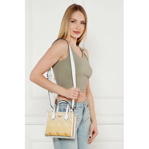 Kuferek Guess elegancki 