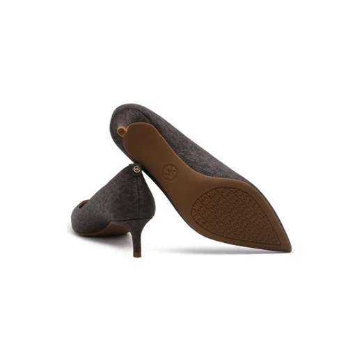 Michael Kors Czółenka ALINA FLEX KITTEN PUMP | z dodatkiem skóry Michael Kors 39 Gomez Fashion Store wyprzedaż