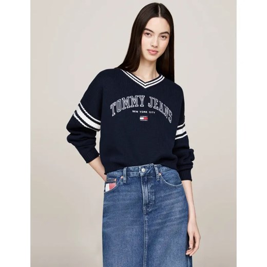 Tommy Jeans Sweter VARSITY | Regular Fit ze sklepu Gomez Fashion Store w kategorii Swetry damskie - zdjęcie 184504559
