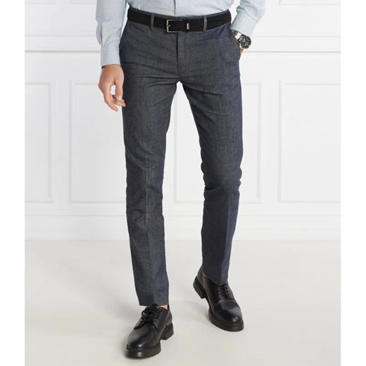Tommy Hilfiger Spodnie chino DENTON BRUSHED SOLID | Slim Fit ze sklepu Gomez Fashion Store w kategorii Spodnie męskie - zdjęcie 184505409