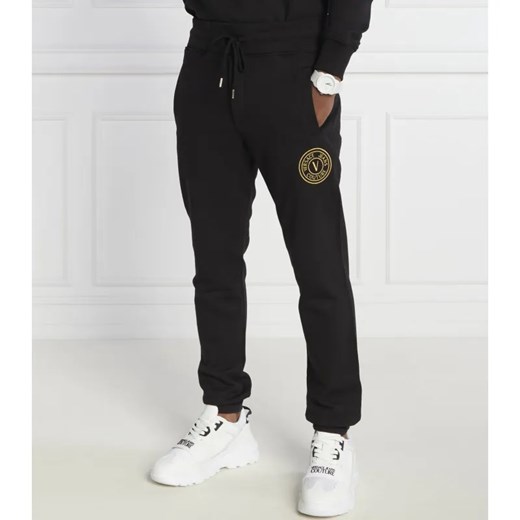 Versace Jeans Couture Spodnie dresowe | Regular Fit ze sklepu Gomez Fashion Store w kategorii Spodnie męskie - zdjęcie 184506098