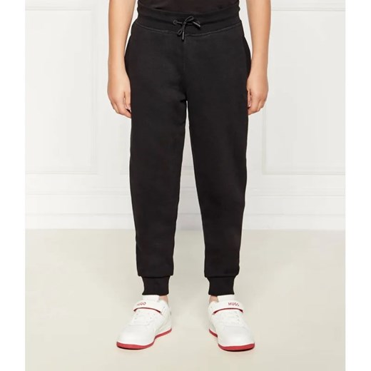 GUESS ACTIVE Spodnie dresowe | Regular Fit ze sklepu Gomez Fashion Store w kategorii Spodnie chłopięce - zdjęcie 184506376
