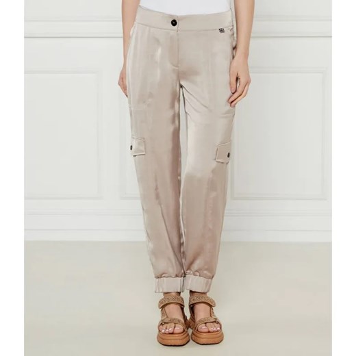 Marc Cain Satynowe spodnie cargo Ridder | Relaxed fit ze sklepu Gomez Fashion Store w kategorii Spodnie damskie - zdjęcie 184506659