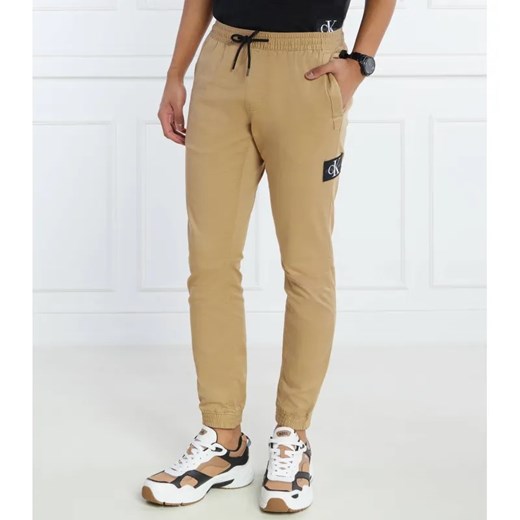 Calvin Klein Jeans Spodnie jogger | Skinny fit ze sklepu Gomez Fashion Store w kategorii Spodnie męskie - zdjęcie 184507395