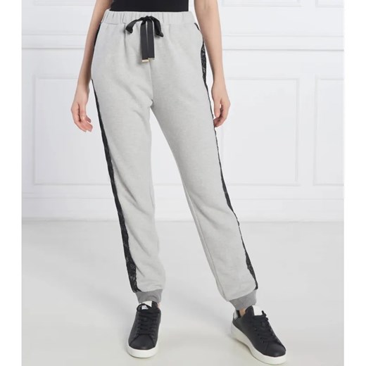 Liu Jo Rose Spodnie dresowe | Regular Fit ze sklepu Gomez Fashion Store w kategorii Spodnie damskie - zdjęcie 184507476