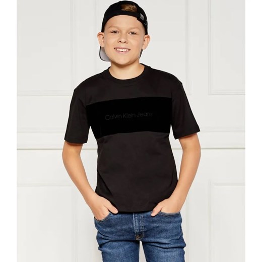 Calvin Klein Jeans T-shirt | Regular Fit ze sklepu Gomez Fashion Store w kategorii T-shirty chłopięce - zdjęcie 184507548