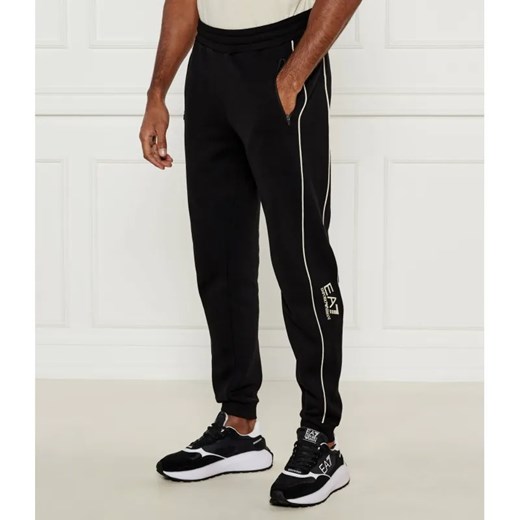 EA7 Spodnie dresowe | Regular Fit ze sklepu Gomez Fashion Store w kategorii Spodnie męskie - zdjęcie 184507676