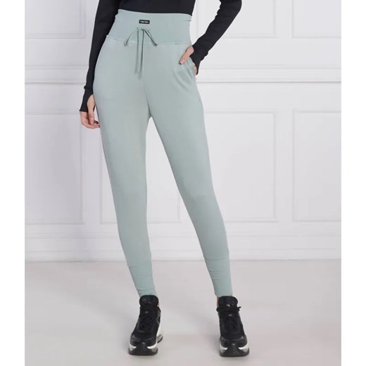 Calvin Klein Performance Spodnie dresowe | Slim Fit ze sklepu Gomez Fashion Store w kategorii Spodnie damskie - zdjęcie 184508006
