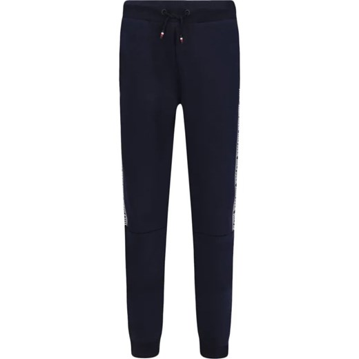 Tommy Hilfiger Spodnie dresowe | Regular Fit ze sklepu Gomez Fashion Store w kategorii Spodnie chłopięce - zdjęcie 184508076