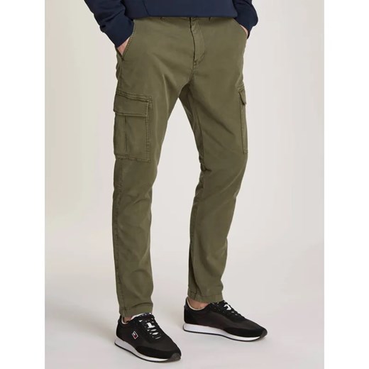 Tommy Jeans Spodnie cargo AUSTIN | Slim Fit ze sklepu Gomez Fashion Store w kategorii Spodnie męskie - zdjęcie 184509786