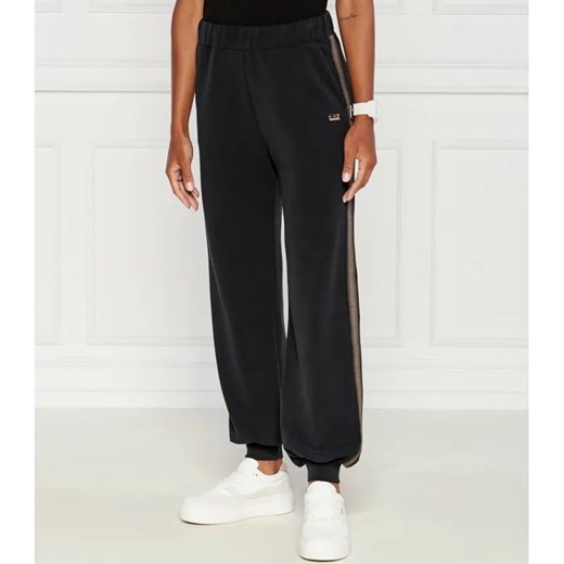 EA7 Spodnie dresowe | Regular Fit ze sklepu Gomez Fashion Store w kategorii Spodnie damskie - zdjęcie 184509987