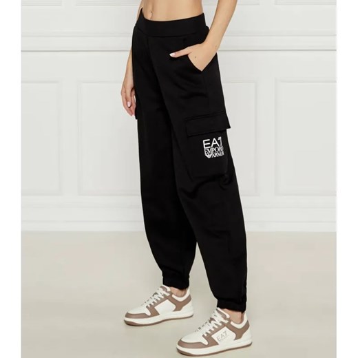 EA7 Spodnie cargo | Regular Fit ze sklepu Gomez Fashion Store w kategorii Spodnie damskie - zdjęcie 184510298